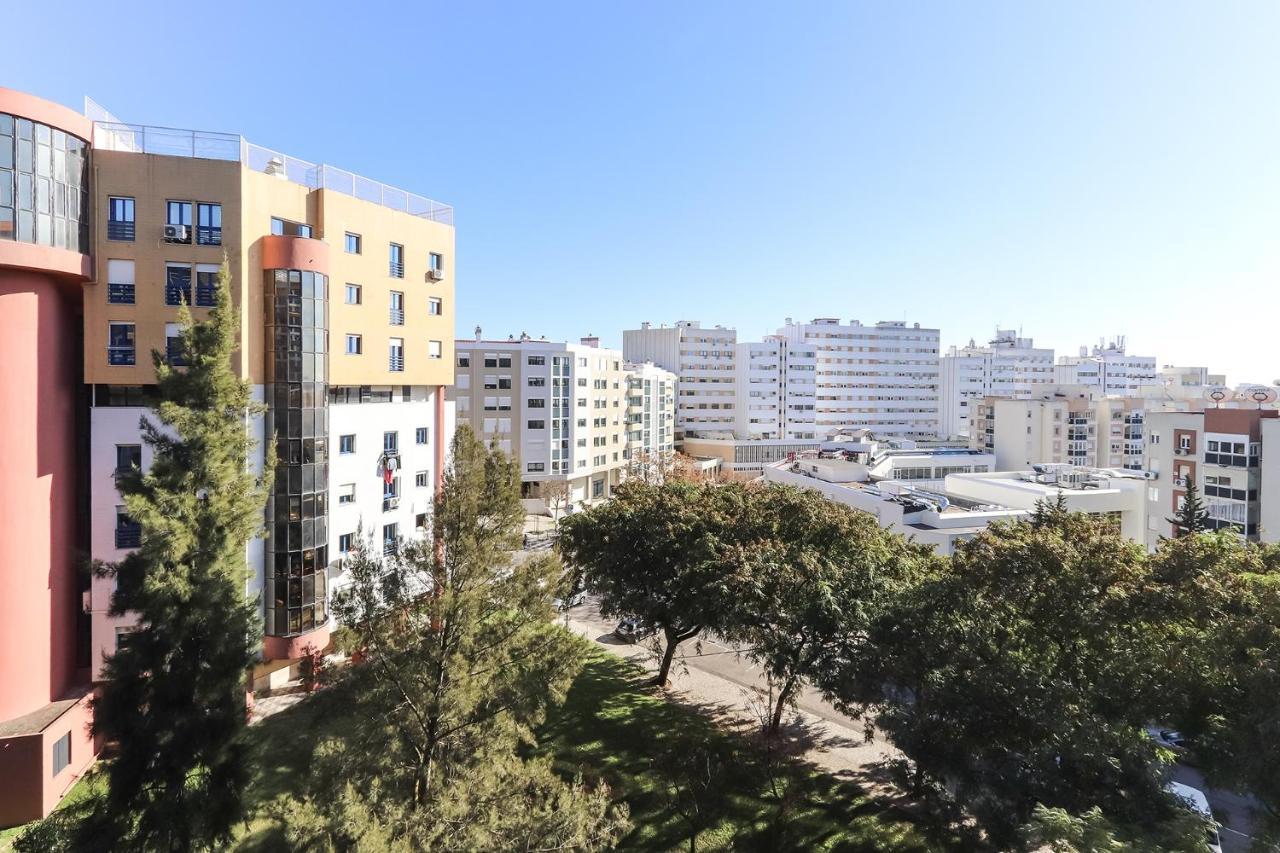 Lisbon Flower 360º - Your Lovely Flat With Pool And Parking المظهر الخارجي الصورة